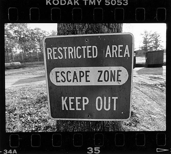 Lorton-escape_zone_sign_sm-c1